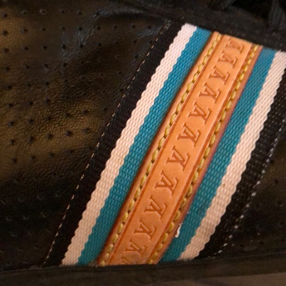 Louis Vuitton men’s sneakers size 44 - Picture 2 of 8